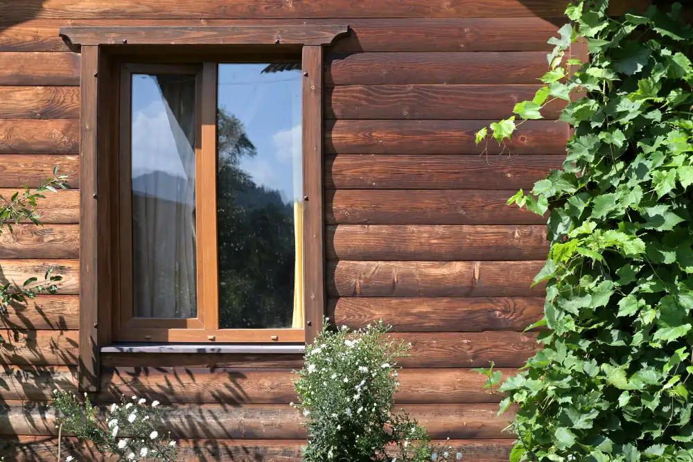 Holz-Alu Fenster als pflegeleichte Alternative zum Holzfenster streichen